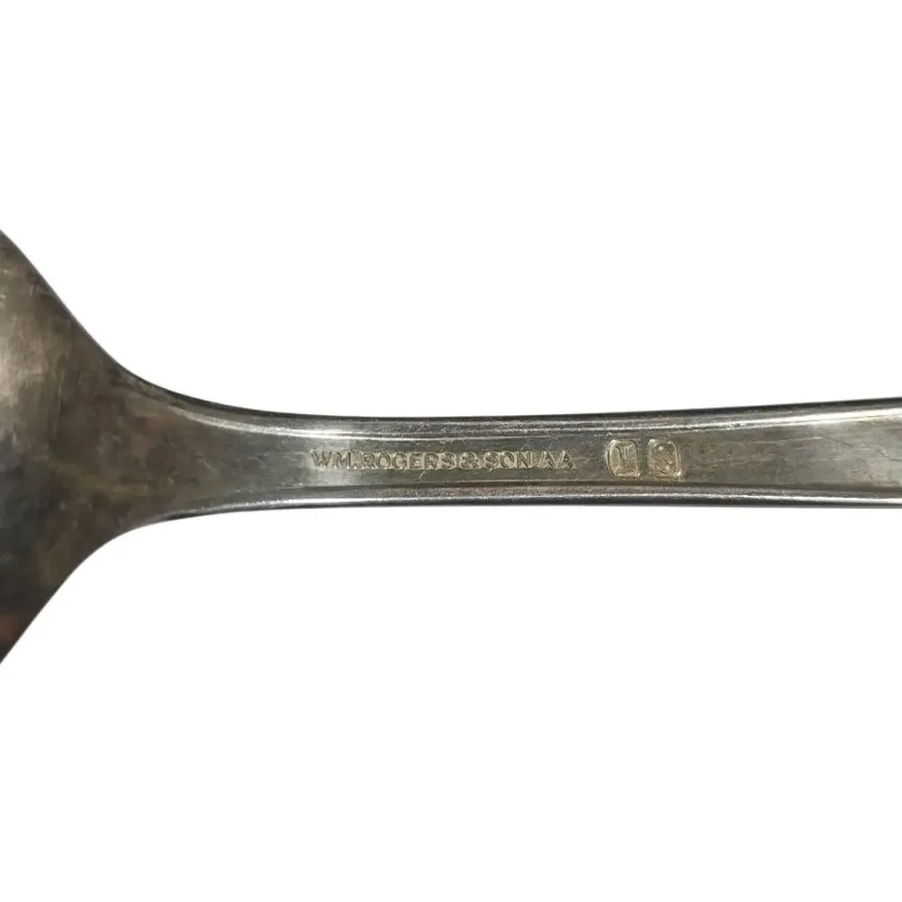 WM Rogers Oneida Friendship-Medality Silverplate Tablespoon 8¼